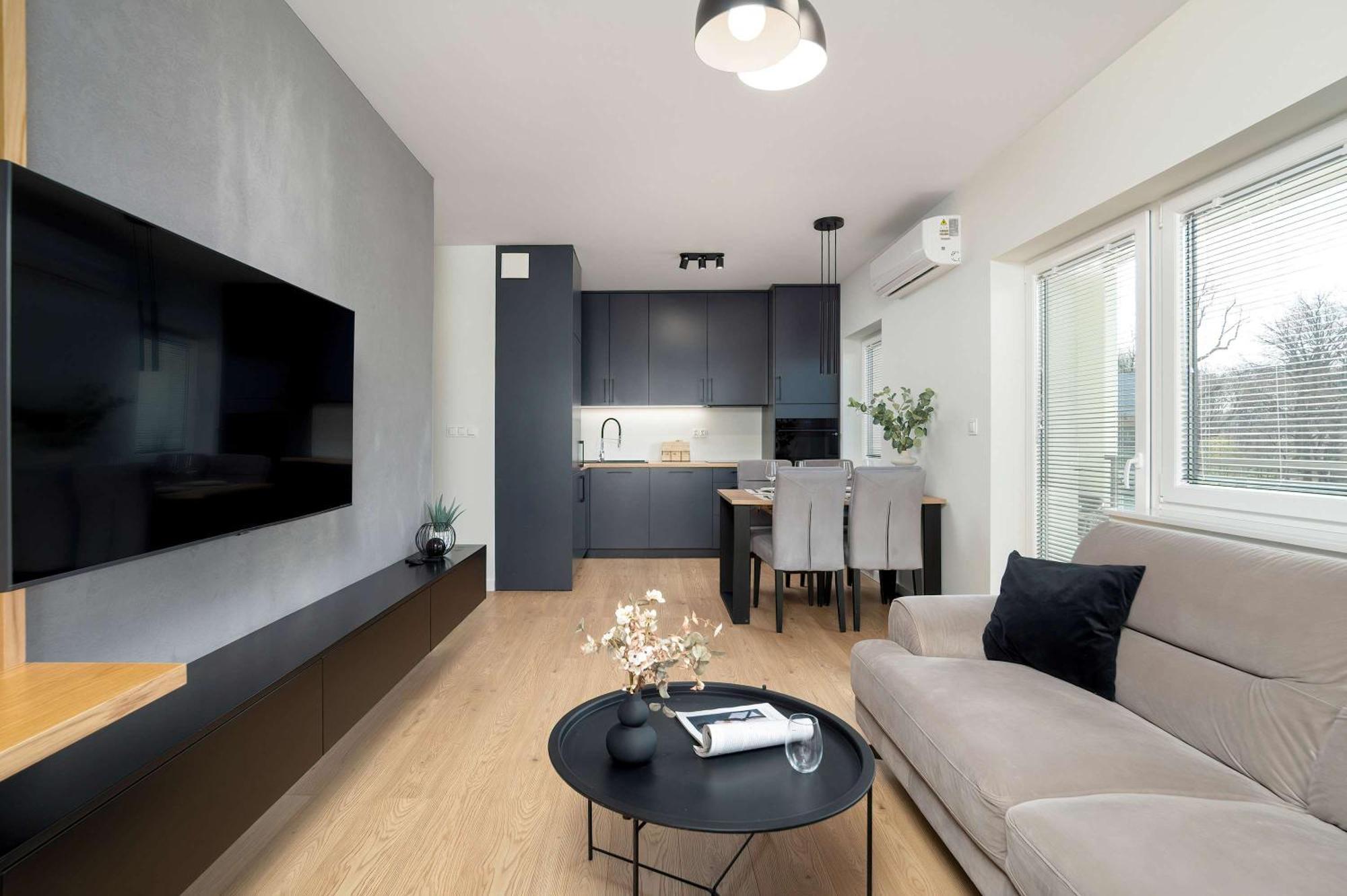 Spacious And Modern Paderewskiego With Air Conditioning By Renters Apartament *