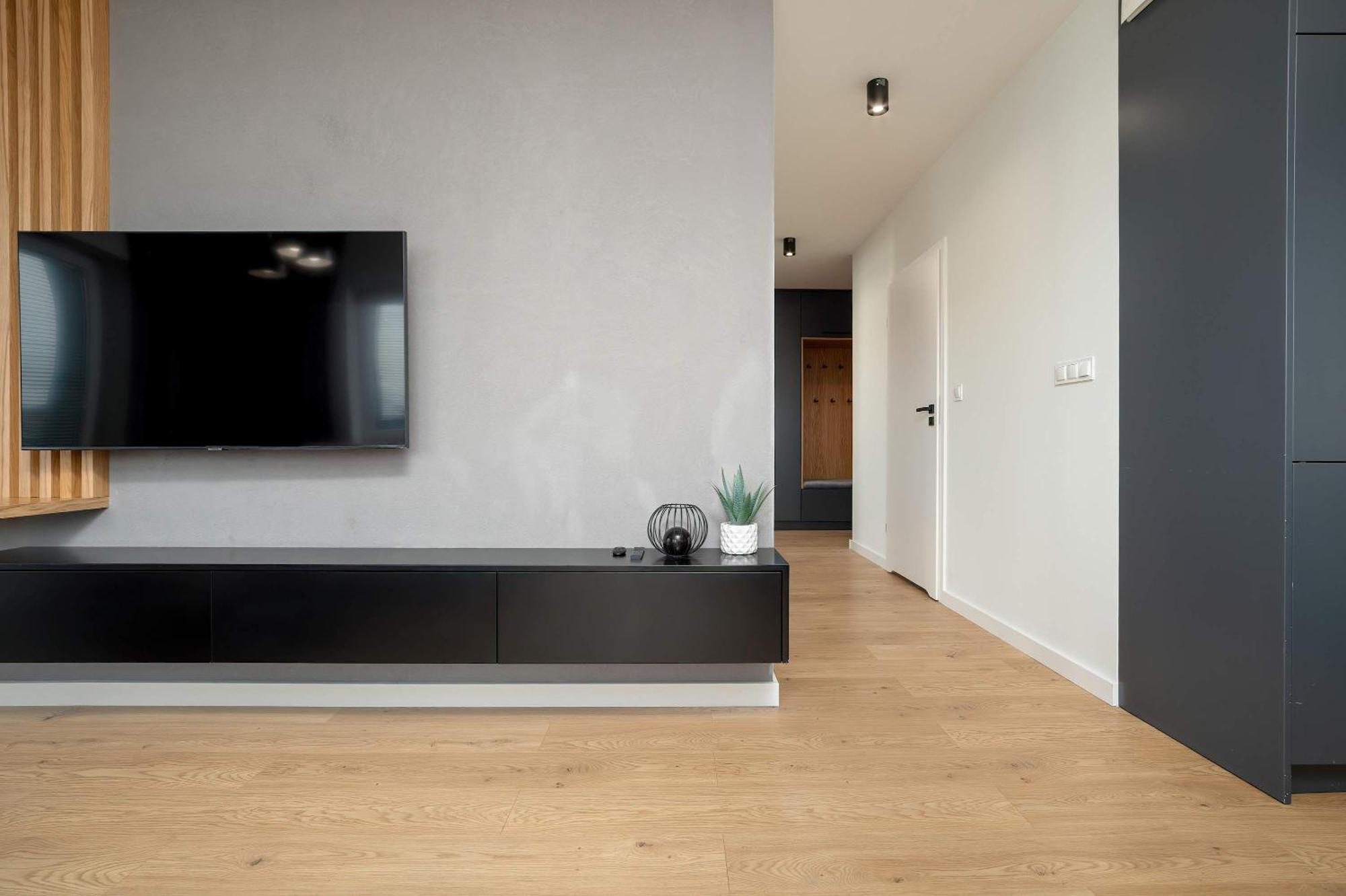 Spacious And Modern Paderewskiego With Air Conditioning By Renters Rzeszów
